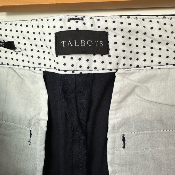 Relaxed Talbots Navy Blue women Chino Shorts Size 10 - Picture 4 of 8